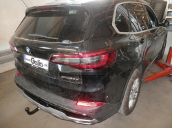 BMW X5, SUV, 2018- skrutkov prevedenie A