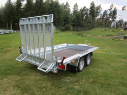 Prves Martz BAU 260/2 2700kg na prepravu bagrov