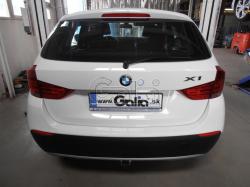 Ťažné zariadenie BMW X1 2009 so skrutkovým odnímaním A Galia