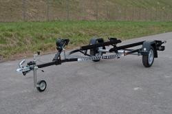 Prves Thomas JET 750kg pre vodn skter